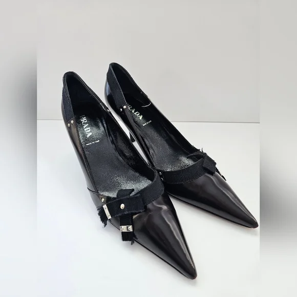 Prada Dark Brown/Black Leather Raw-Edge Trim Pumps Size 40 - Picture 2 of 13